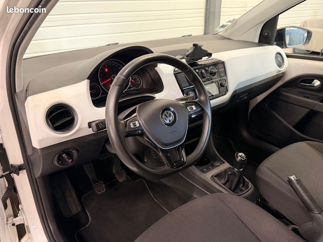 VOLKSWAGEN UP Up 1.0 75 Move UP - GARANTIE 12 MOIS (image 10)