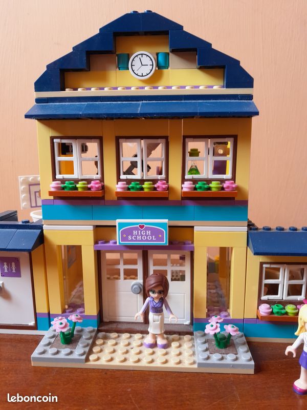 Lego 41005 Price Lego Friends Heartlake High School Highschool Set