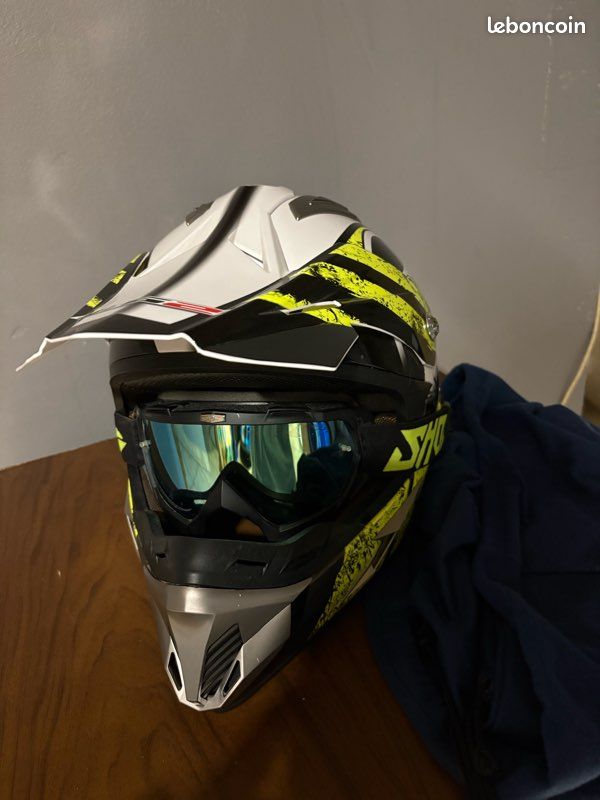 Casque motocross (image 2)