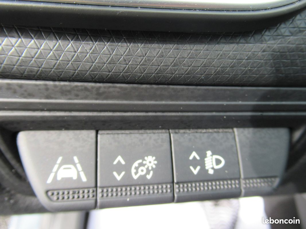 Renault CLIO V 1.6 E-TECH 140 BUSINESS Business (image 9)