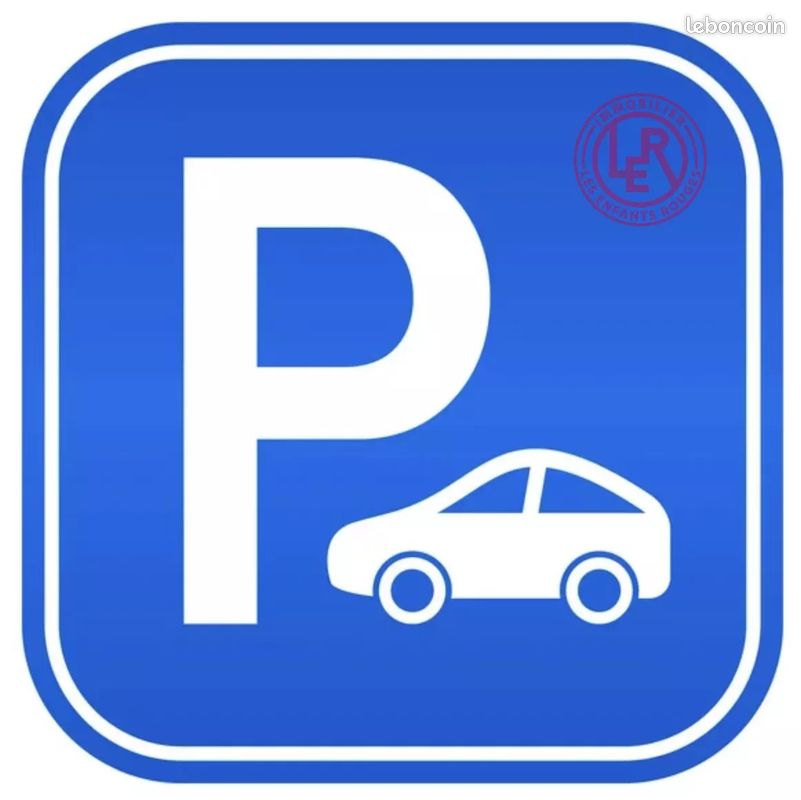 Parking/box Paris 3ème · 180 €/mois