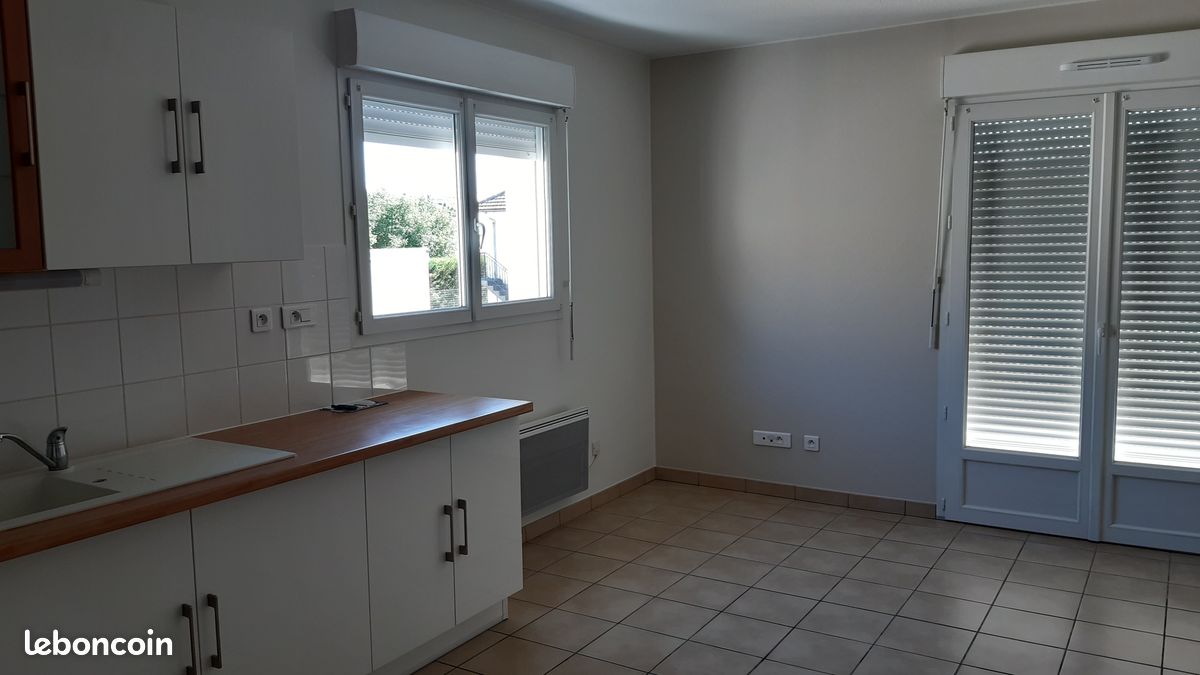 Appartement 3 pièces 54 m² · à Poitiers · 54 m² · 700 €