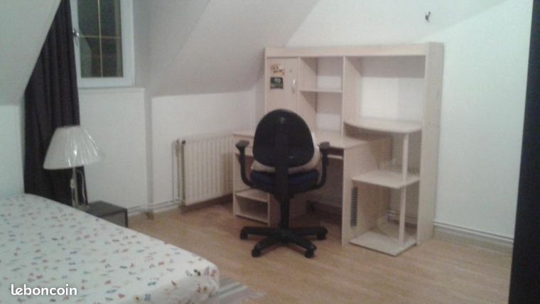 Chambre 1 pièce 14 m²