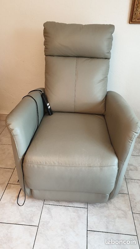 Fauteuil relax (image 1)