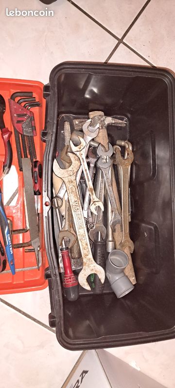 Caisse a outils (image 1)