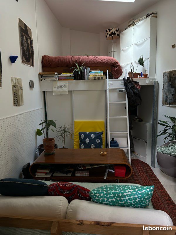 Appartement 2 pièces 17 m² · à Paris · 17 m² · 1 000 €/mois
