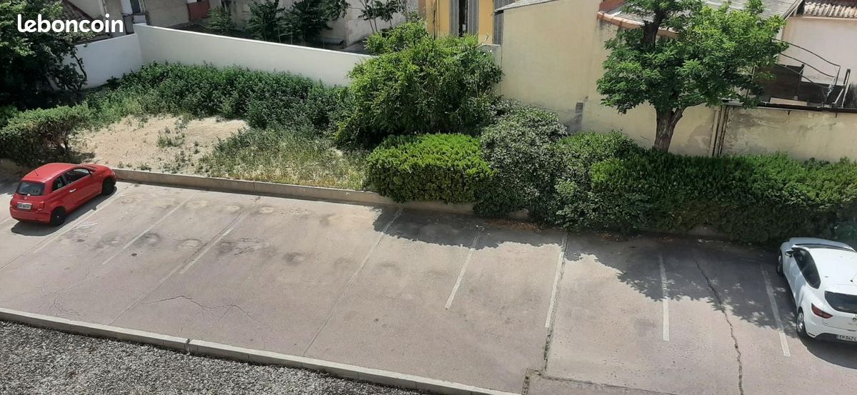 Parking Marseille · 100 €