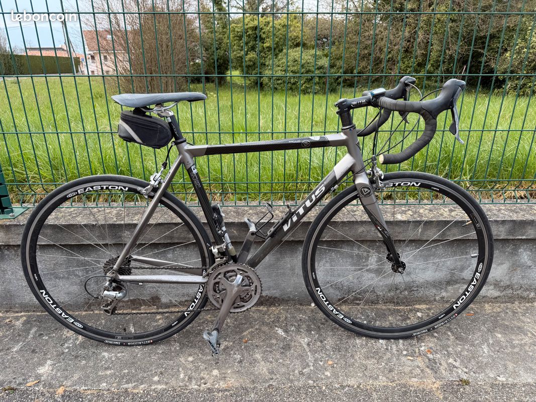 Cadre Vitus Classique Alu 52 Cm + Fourche – Vélo Course 700C – Fabrication Française