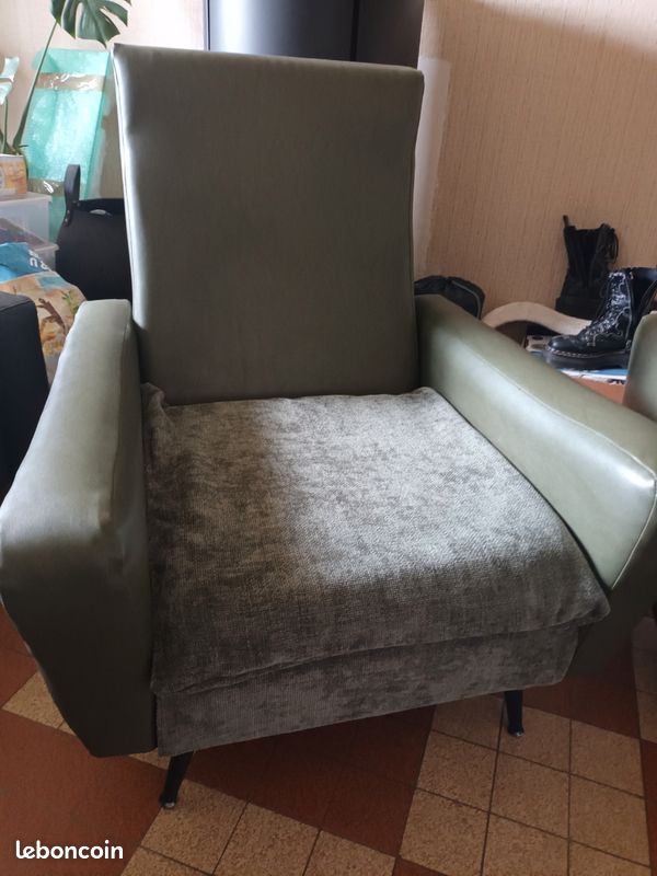 Lot deux fauteuils vintage verts (image 2)
