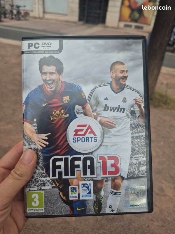 FIFA FOOTBALL 2005 PC CD-ROM VERSION FRANCAISE. OFFRE 1 Gratuit = 1 Gratuit