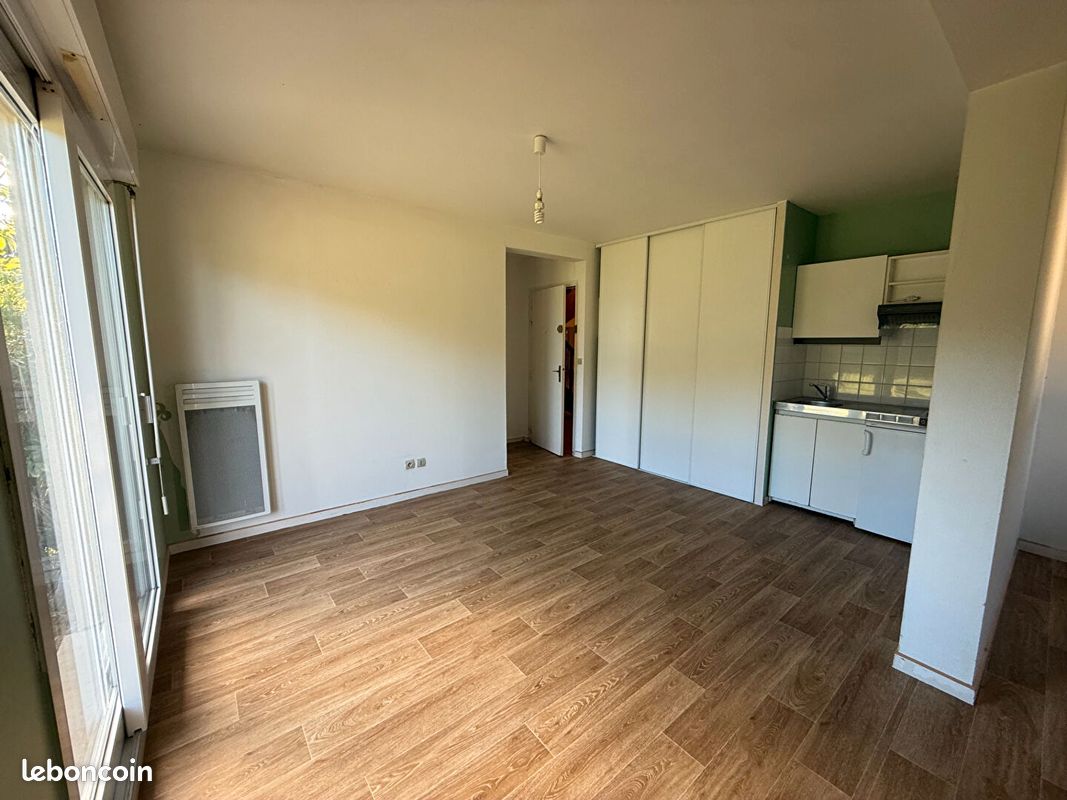 Appartement 1 pièce 31 m² · à Saint-Germain-la-Blanche-Herbe · 31 m² · 447 €/mois