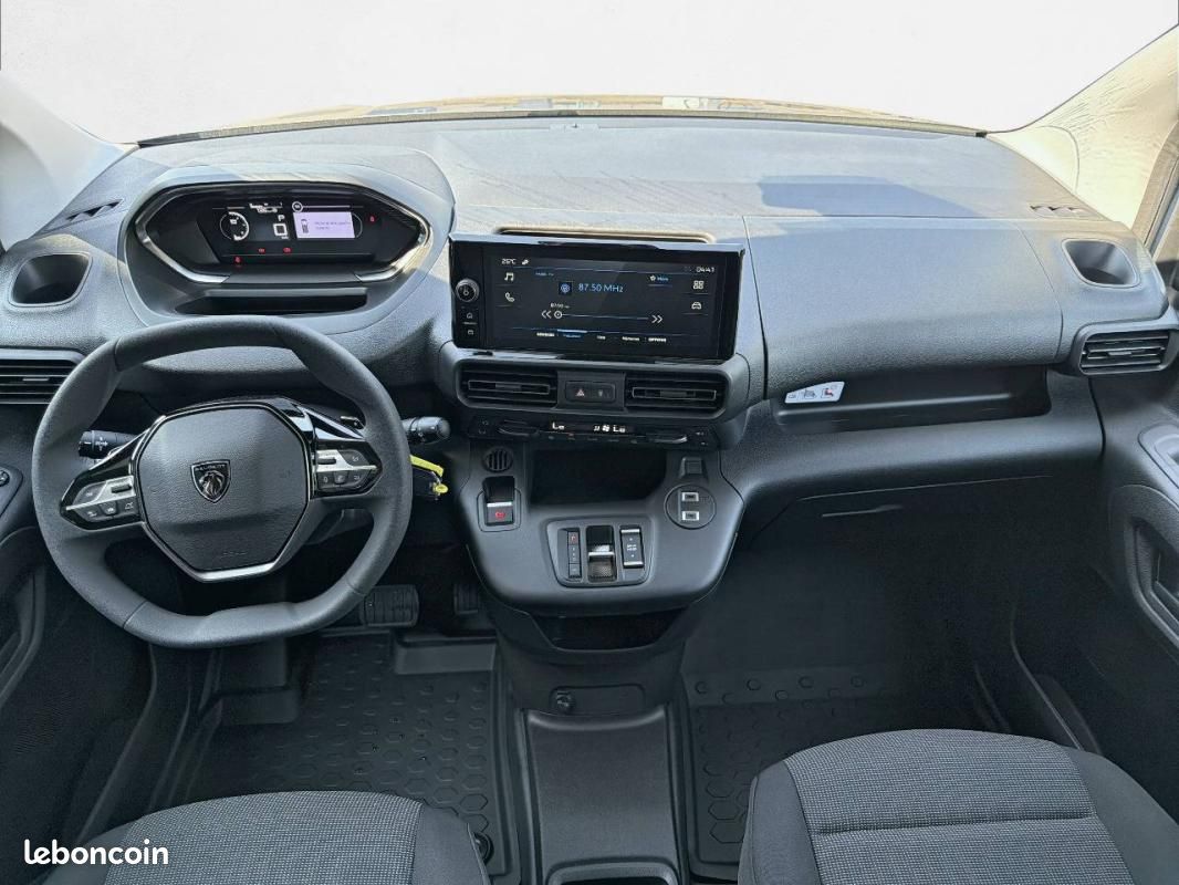 Peugeot Partner CABINE APPROFONDIE CA DIESEL 130 CH XL AUT (image 8)