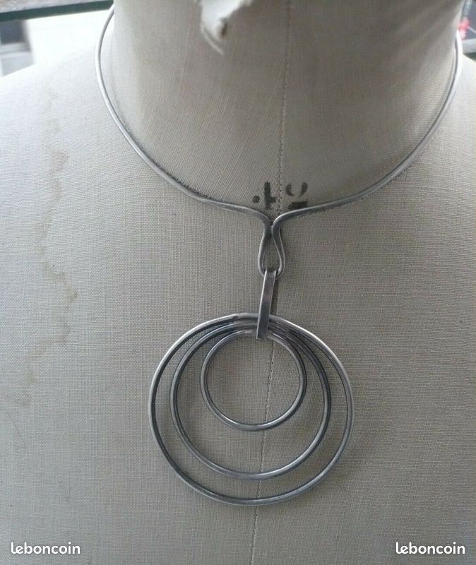 Ancien collier torque en argent massif vintage (image 2)
