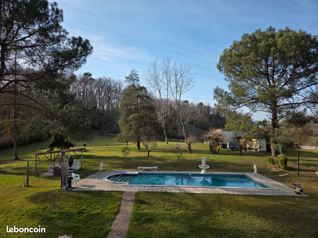 Maison 7 pièces 264 m² · à Pompignac · 264 m² · 650 000 €