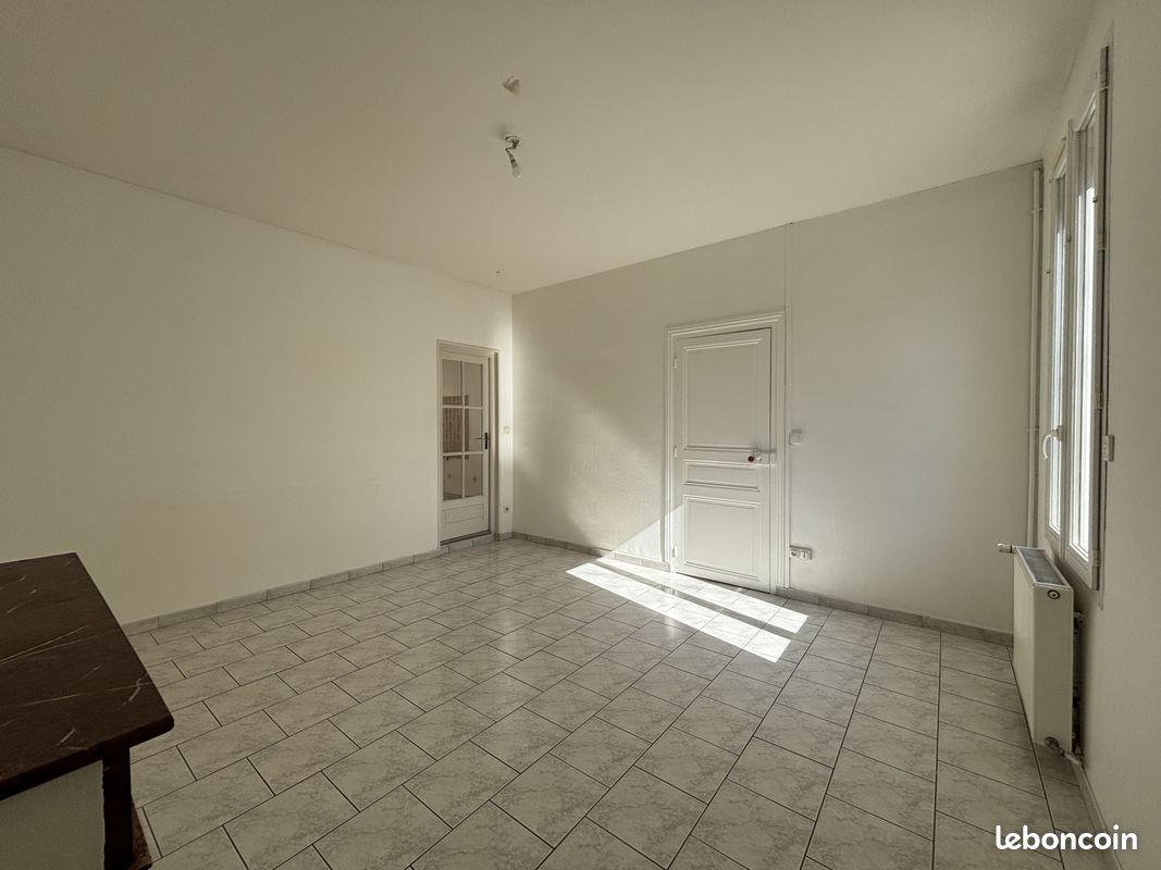 Maison 2 pièces 51 m² · à Rochefort · 51 m² · 614 €/mois