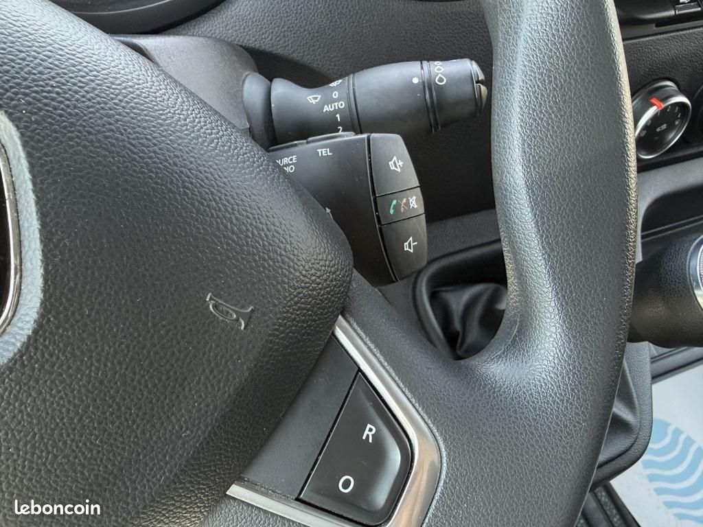 RENAULT MASTER Confort F3500 L3 2.3 Energy dCi - 170 - GRAND VOLUME - TVA RECUPERABLE + CLIM (image 21)