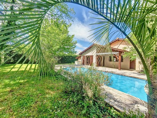 Propriété 5 pièces 130 m²
