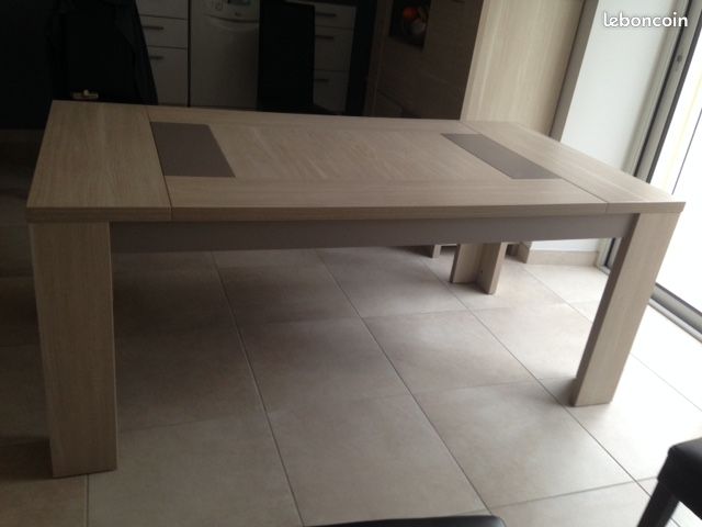Table de salle à manger (image 3)