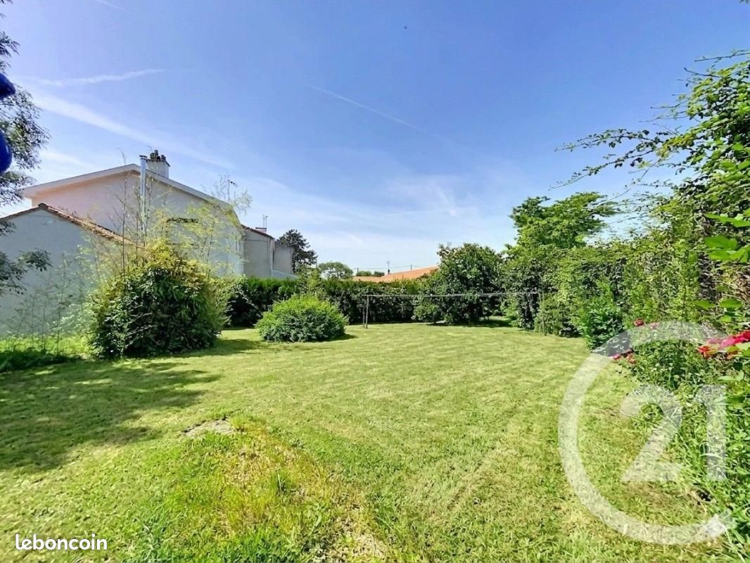 Maison 4 pièces 82 m² · à Cholet · 82 m² · 159 430 €