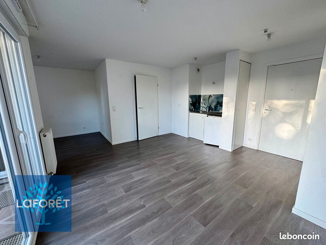 Appartement 1 pièce 30 m² · à Évry-Courcouronnes · 30 m² · 750 €/mois