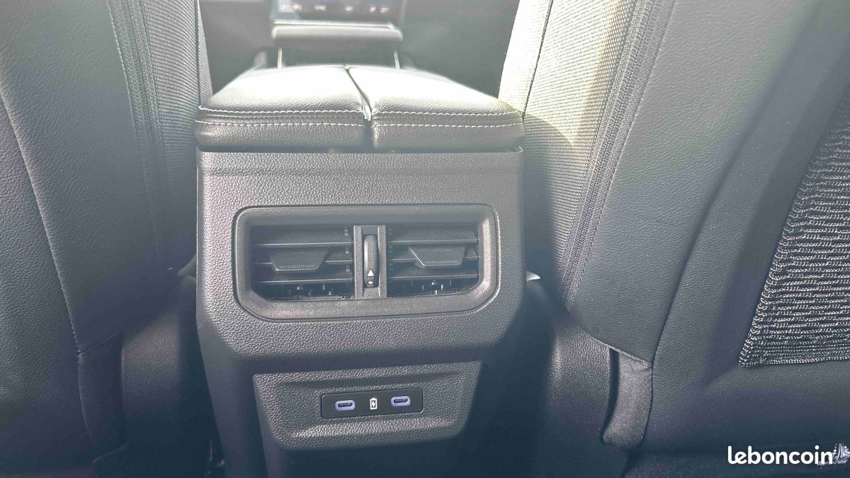 RENAULT Austral E-Tech hybrid 200 Techno (image 30)