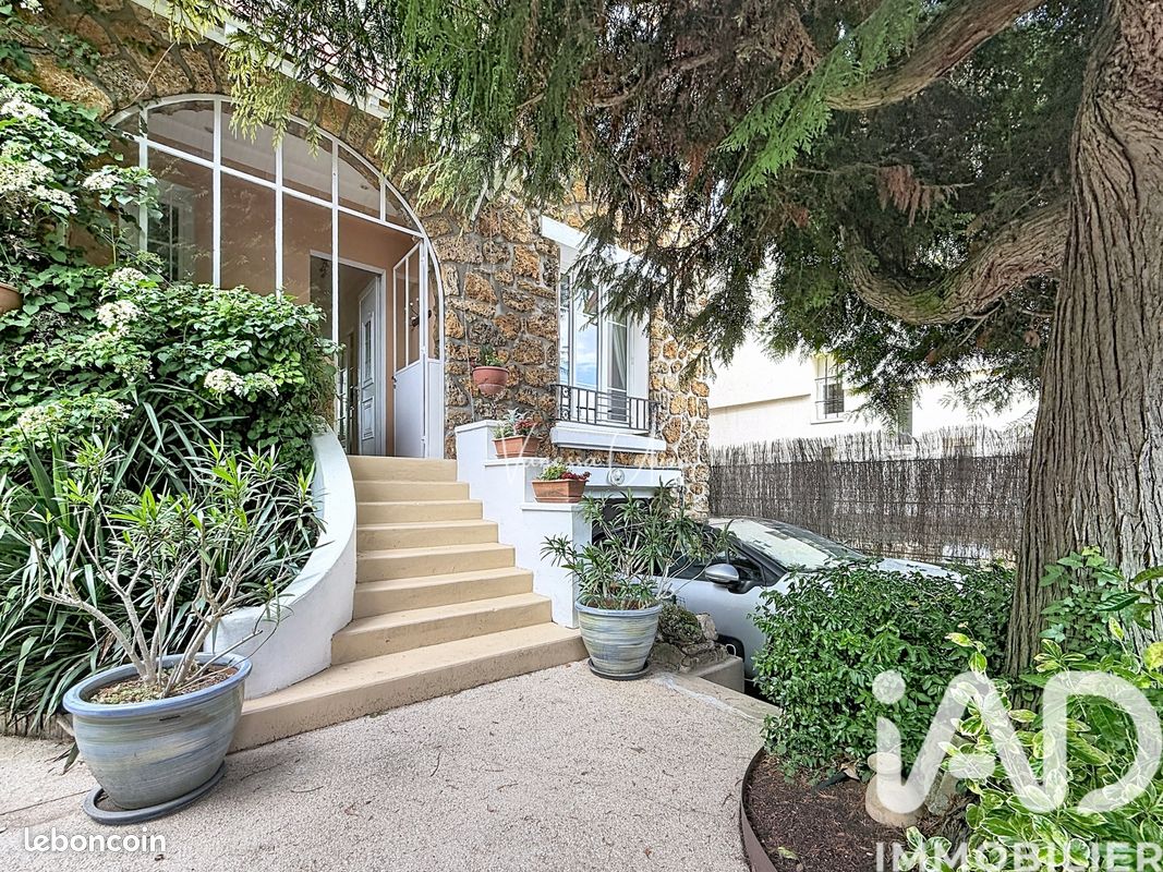 Maison 5 pièces 110 m² · à Orly · 110 m² · 460 000 €