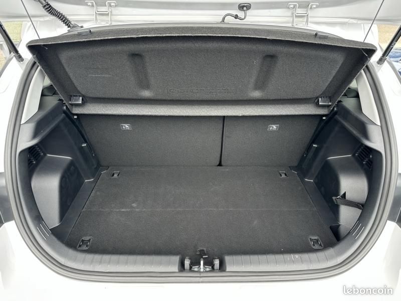Hyundai i20 1.0 T-GDi 90ch Intuitive DCT-7 (image 27)