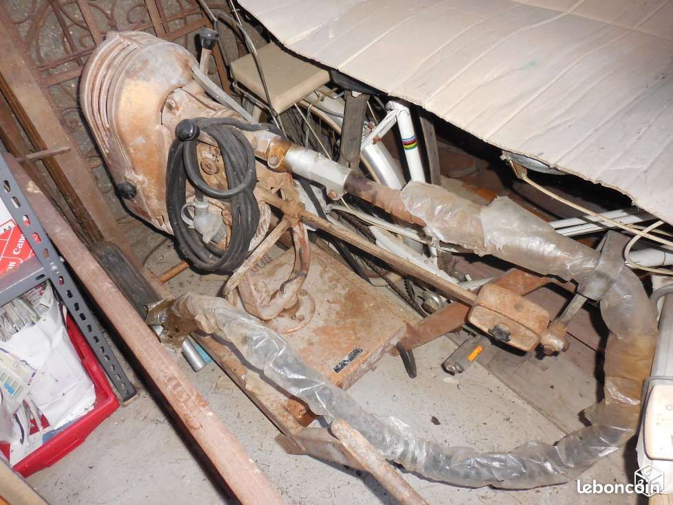Machine a poncer (image 1)
