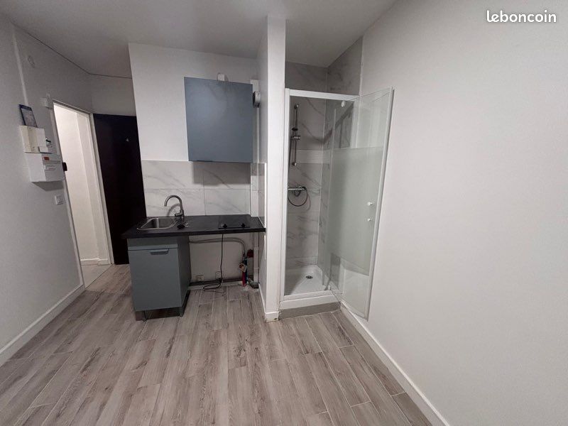 Appartement 1 pièce 12 m² · à Châtenay-Malabry · 12 m² · 650 €/mois