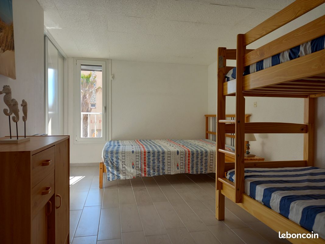 Appartement vue sur mer avec terrasse, parking sécurisé, 6 personnes · 2 chambres (image 3)