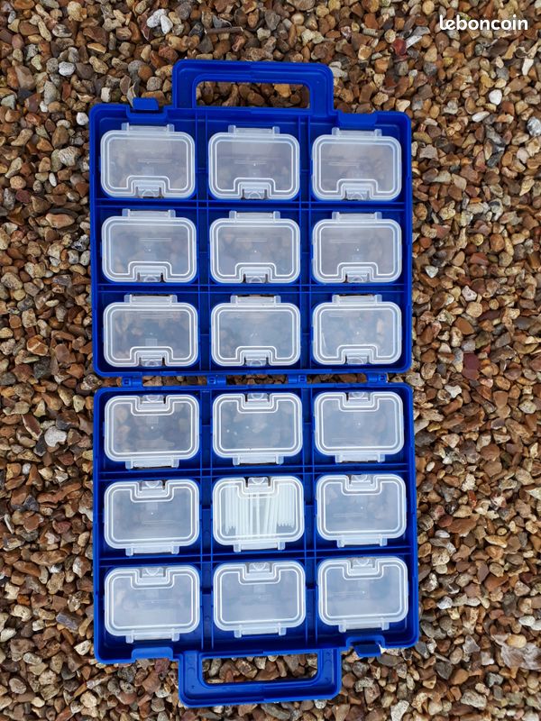 Valise de boîtes à vis en plastique (image 2)