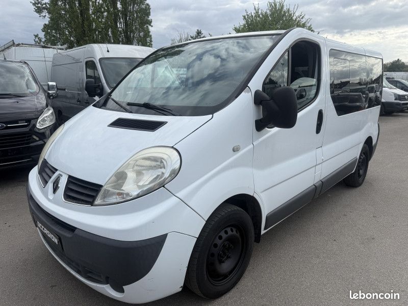Renault TRAFIC II PASSENGER L1H1 1000 2.0 DCI 90CH AUTHENTIQUE (image 1)