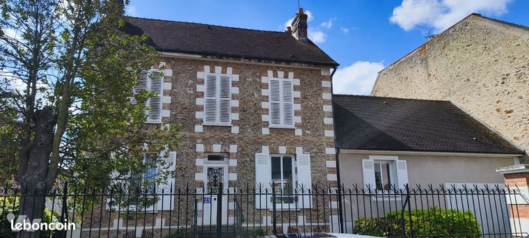 Maison 7 pièces 200 m²