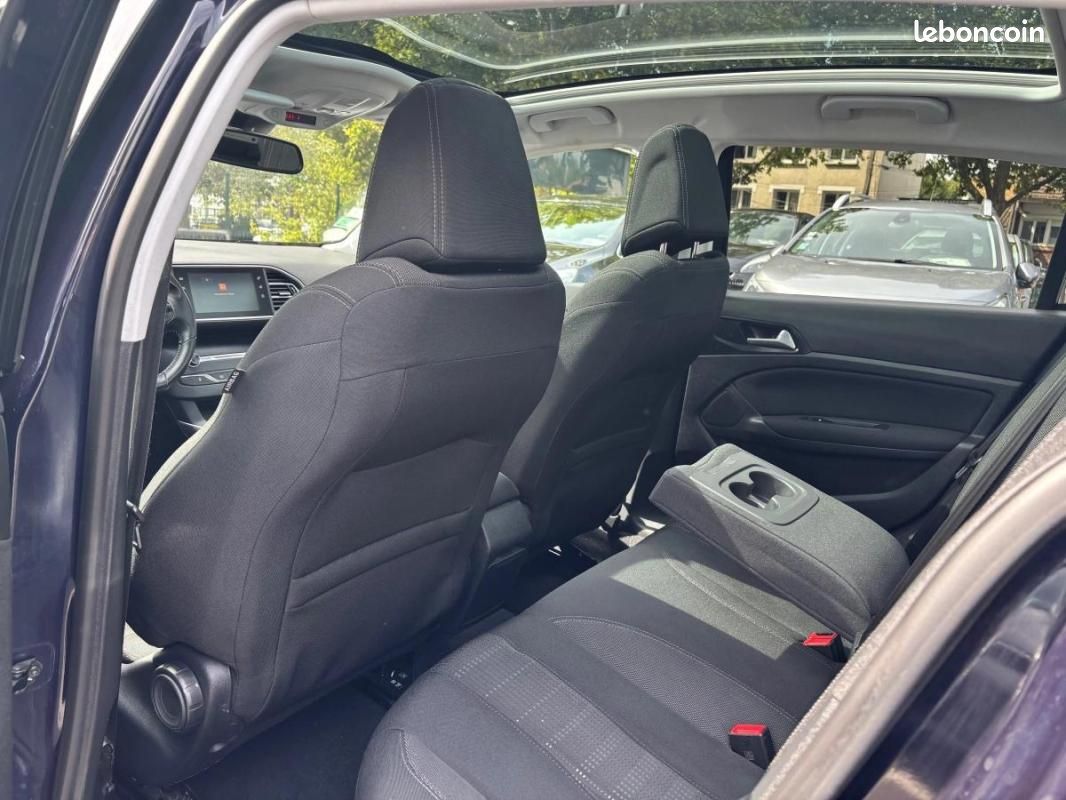 Peugeot 308 GENERATION-II 1.2 THP 130 STYLE EAT BVA (image 9)