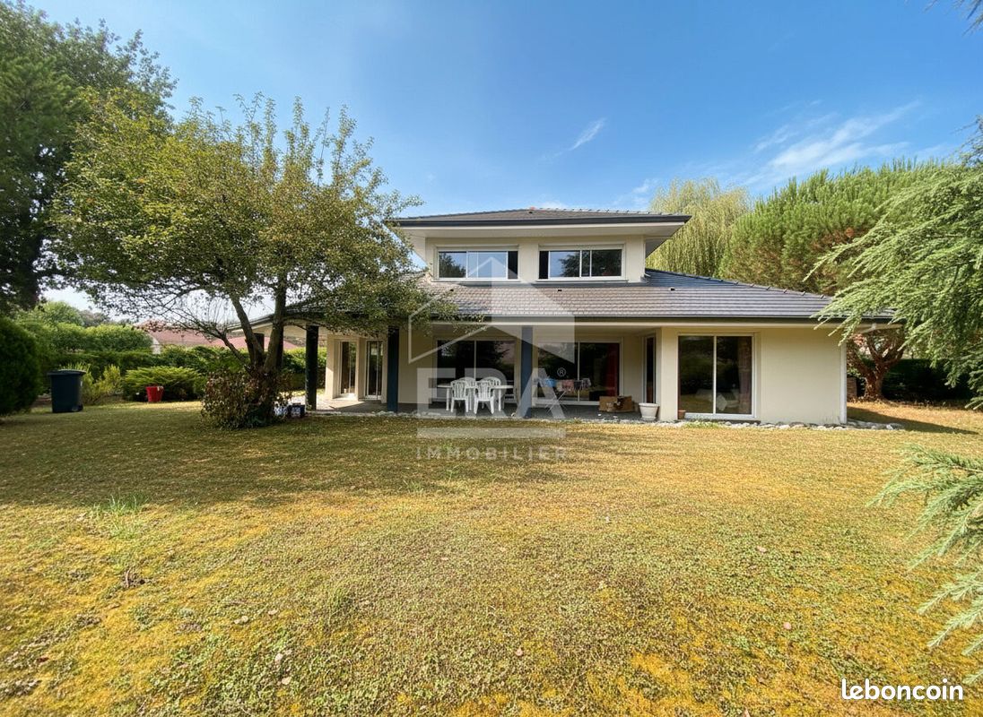 Maison 4 pièces 165 m² · à Idron · 165,2 m² · 455 800 €