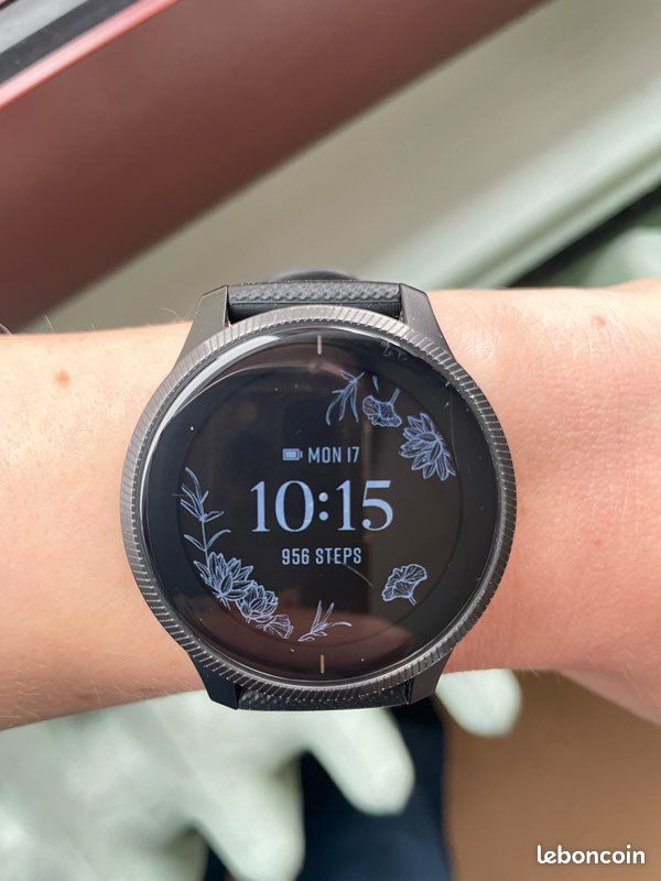 Garmin Venu (image 3)
