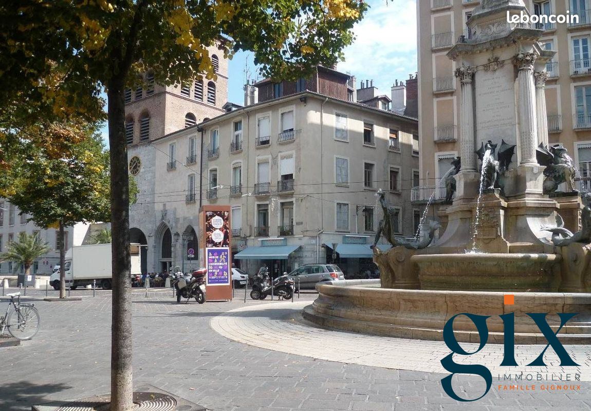 Appartement 3 pièces 67 m² · à Grenoble · 67 m² · 815 €