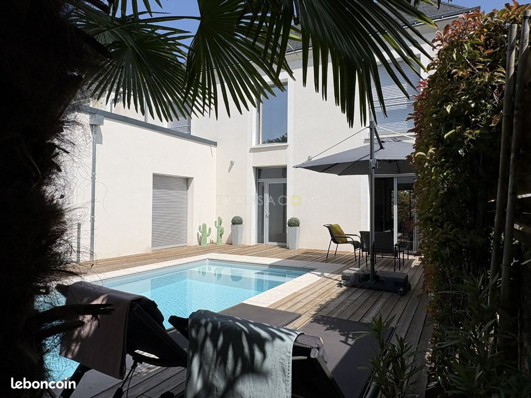 Maison 4 pièces 140 m² · à Saint-Cyr-sur-Loire · 140 m² · 680 000 €