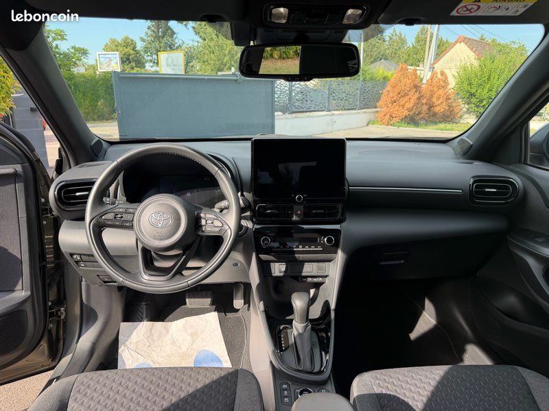 Toyota Yaris, cross (image 5)