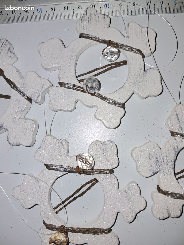 Lot flocons ❄️ bois boules décoration noel sapin suspension ornement sujet (image 3)