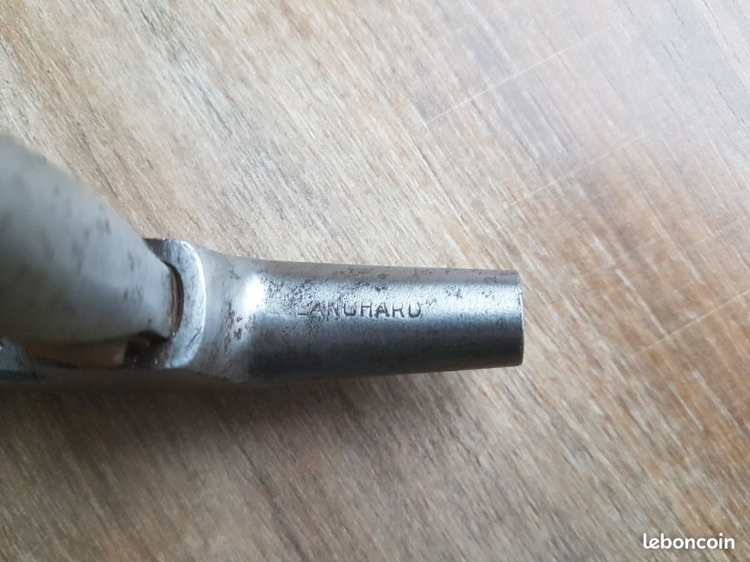wtórny przesada Prekursor marteau de tapissier ancien Współczesny Kraj obiektyw