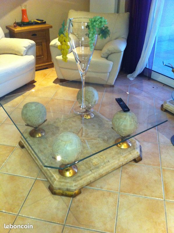 Tables basses et lampe (image 1)