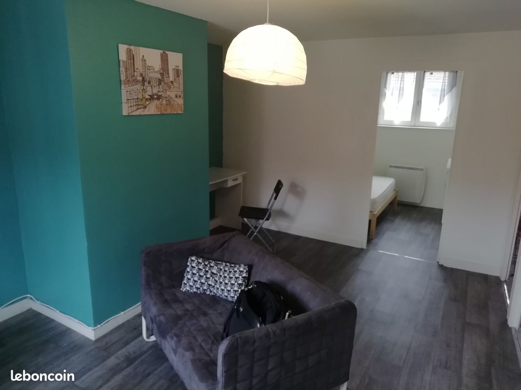 Appartement 2 pièces 37 m² · à Saint-Étienne · 37 m² · 420 €