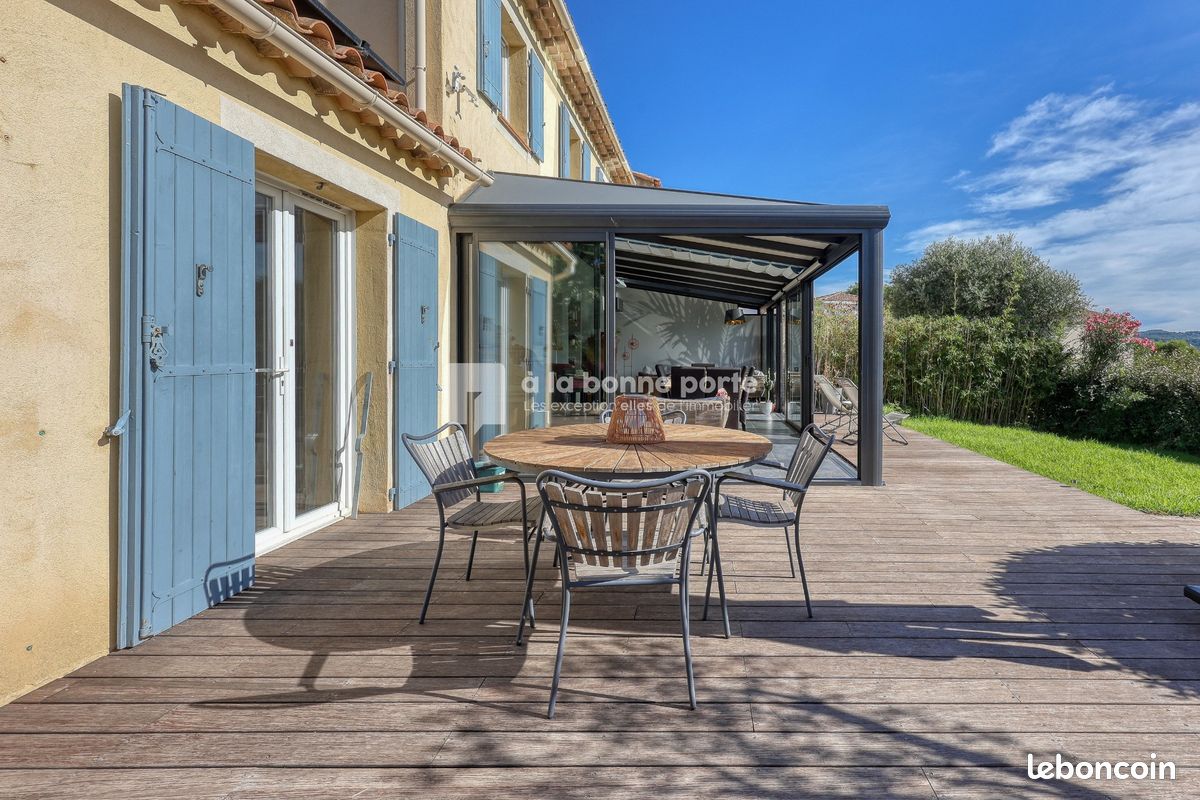 Maison 5 pièces 150 m² · à La Cadière-d'Azur · 150 m² · 775 000 €