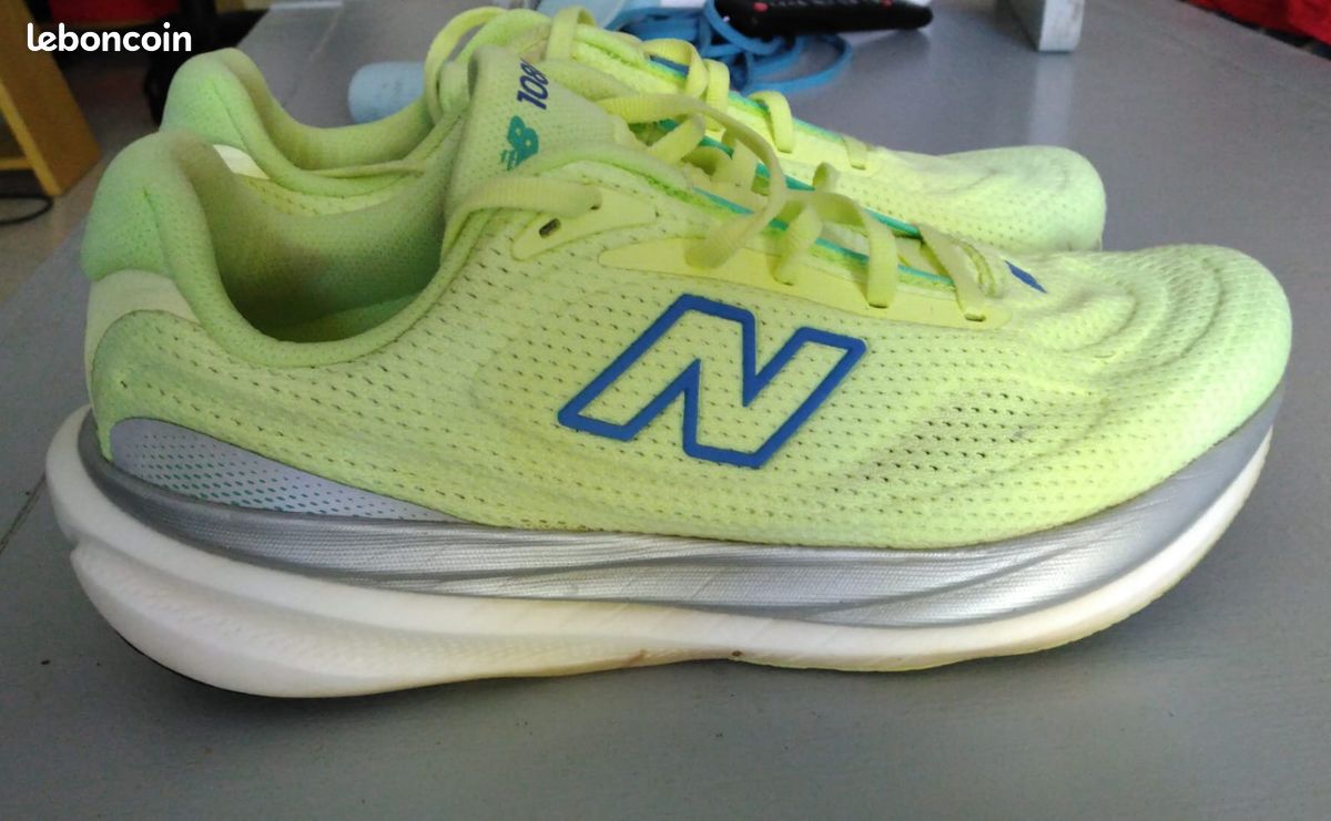 Chaussures running New Balance 1080 t.44 (image 1)