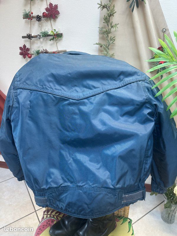 Un lot de tenue de moto ( femme ) débutante (image 2)