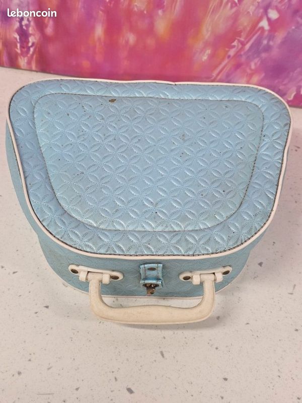 Ancienne valisette à couture . Jouet enfant.vintage. • EUR 10,00
