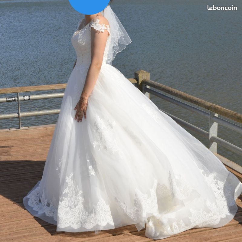 Robe de mariée T38 Pronuptia accessoires inclus Vêtements