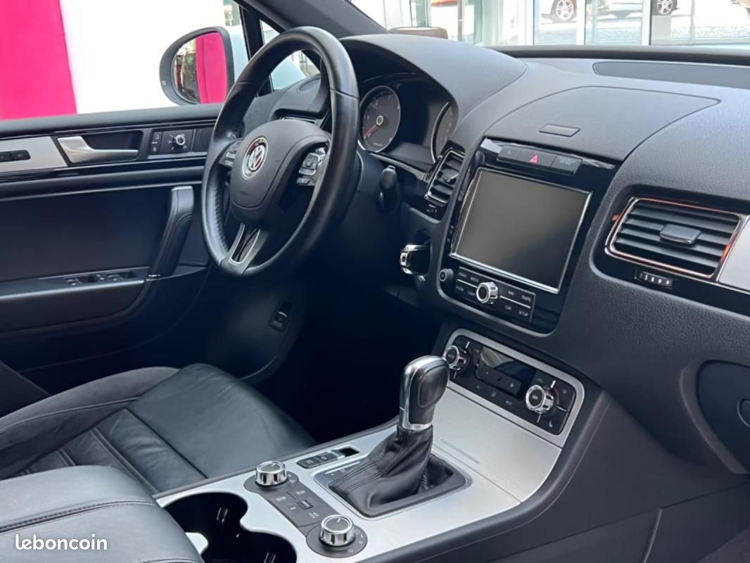 Volkswagen Touareg 3.0 V6 TDI 245 CH - ATTELAGE (image 9)