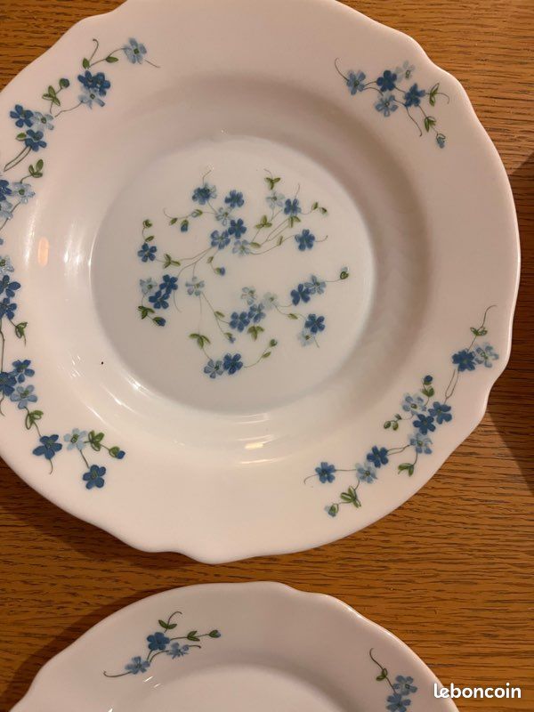 Set of 6 Arcopal Véronica Myosotis vintage blue flower soup plates Ceramic - Sold